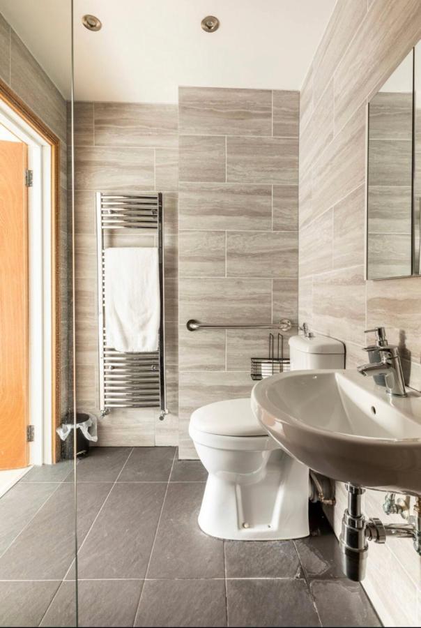 Apartmán Razak House Hove Exteriér fotografie
