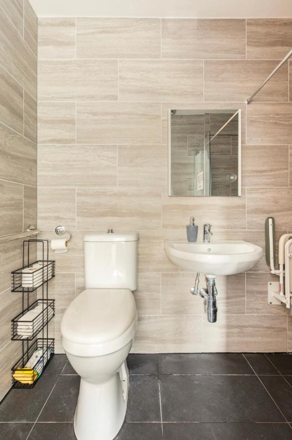 Apartmán Razak House Hove Exteriér fotografie