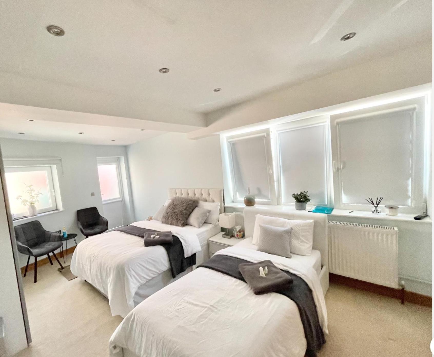 Apartmán Razak House Hove Exteriér fotografie